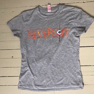 Neversoft Gaming Women’s T-shirt - rare! Sz small